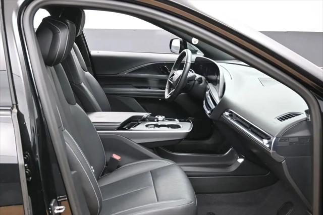 2024 Cadillac iQ Luxury w/1SC