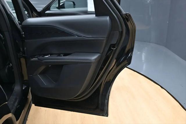 2024 Cadillac iQ Luxury w/1SC