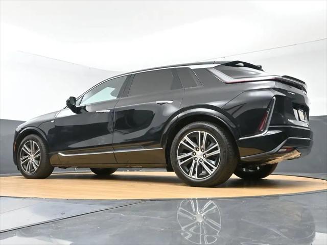 2024 Cadillac iQ Luxury w/1SC