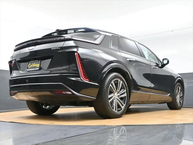 2024 Cadillac iQ Luxury w/1SC