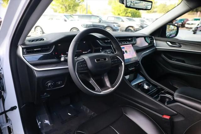 2023 Jeep Grand Cherokee L Limited 4x2