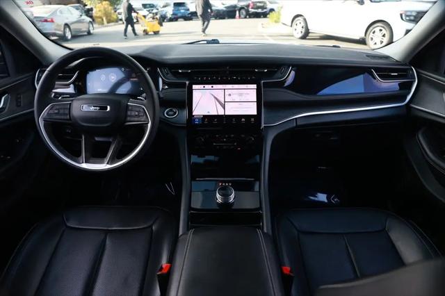2023 Jeep Grand Cherokee L Limited 4x2