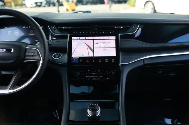 2023 Jeep Grand Cherokee L Limited 4x2