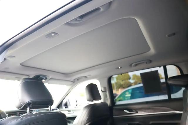 2023 Jeep Grand Cherokee L Limited 4x2
