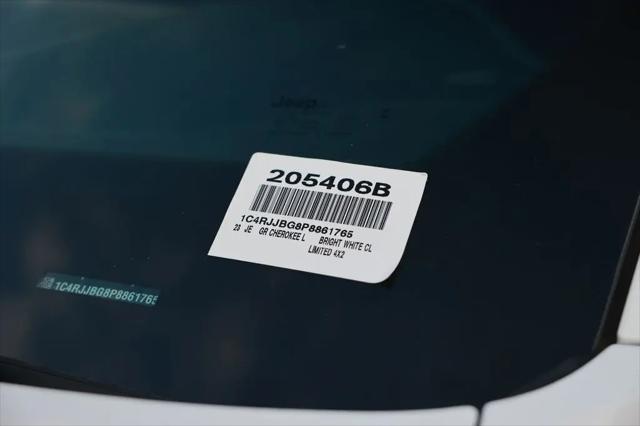 2023 Jeep Grand Cherokee L Limited 4x2