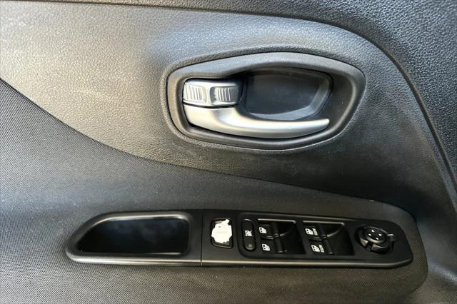 2018 Jeep Renegade Latitude FWD