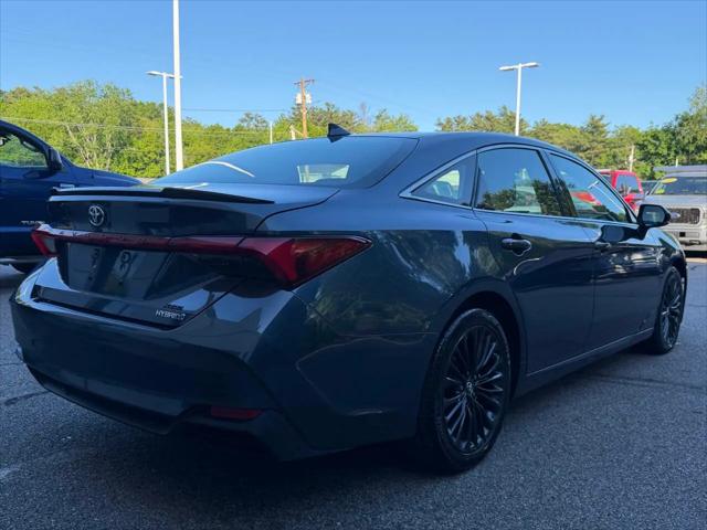 2019 Toyota Avalon Hybrid XSE