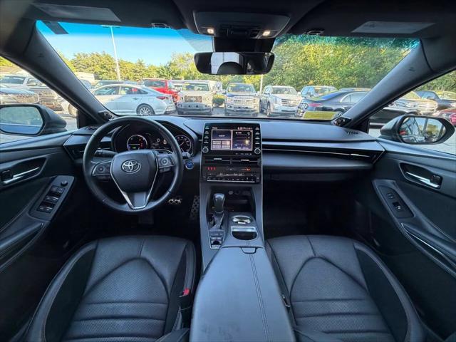 2019 Toyota Avalon Hybrid XSE