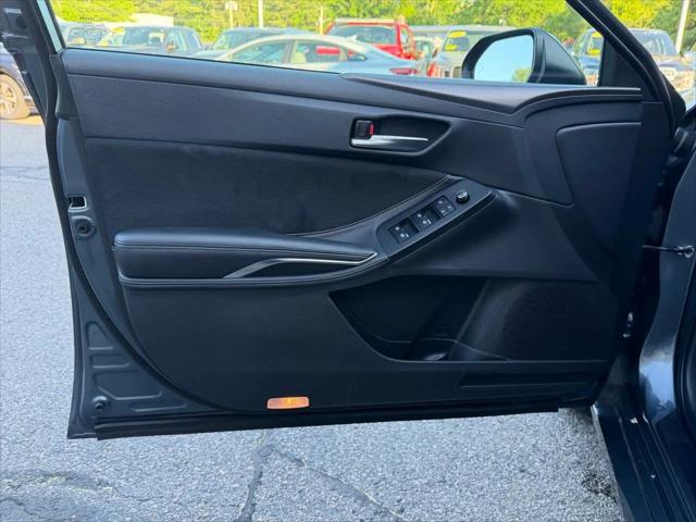 2019 Toyota Avalon Hybrid XSE