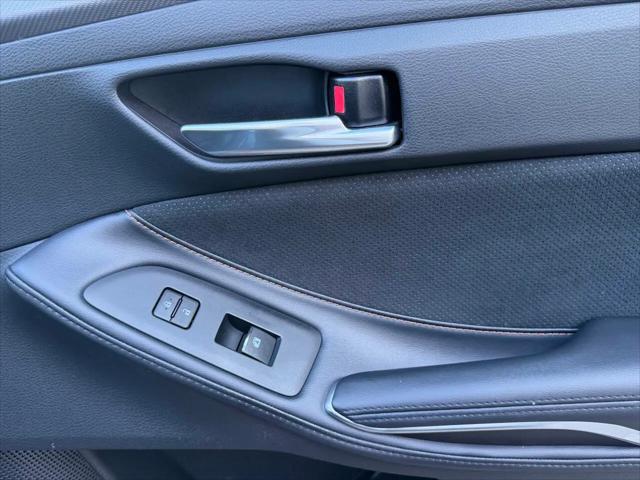 2019 Toyota Avalon Hybrid XSE