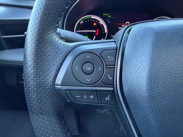 2019 Toyota Avalon Hybrid XSE