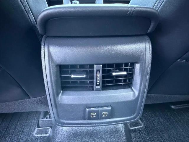 2019 Toyota Avalon Hybrid XSE