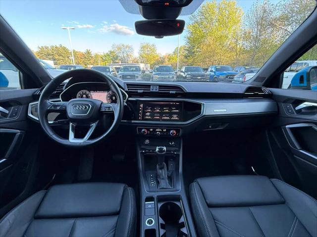 2020 Audi Q3 Premium Plus 45 TFSI S line quattro Tiptronic