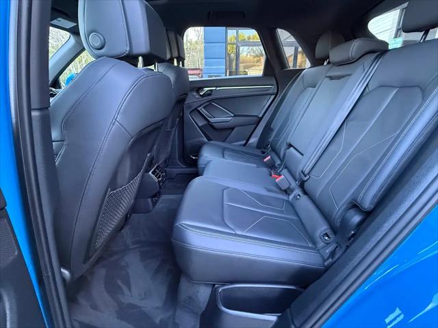 2020 Audi Q3 Premium Plus 45 TFSI S line quattro Tiptronic