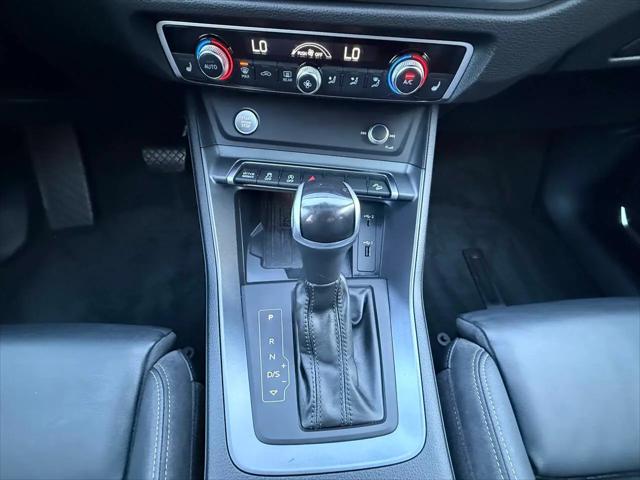 2020 Audi Q3 Premium Plus 45 TFSI S line quattro Tiptronic