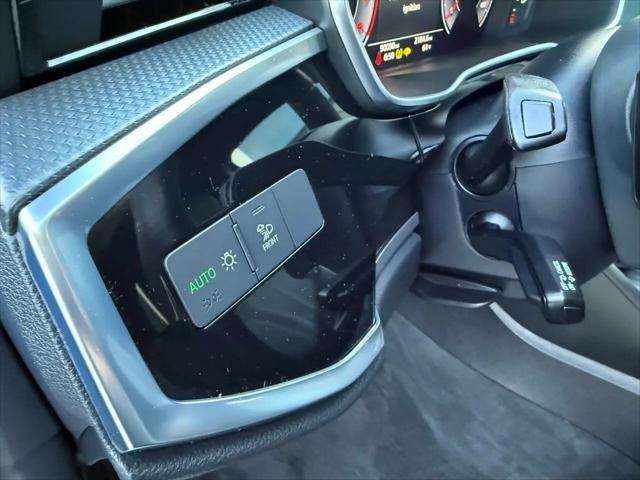 2020 Audi Q3 Premium Plus 45 TFSI S line quattro Tiptronic