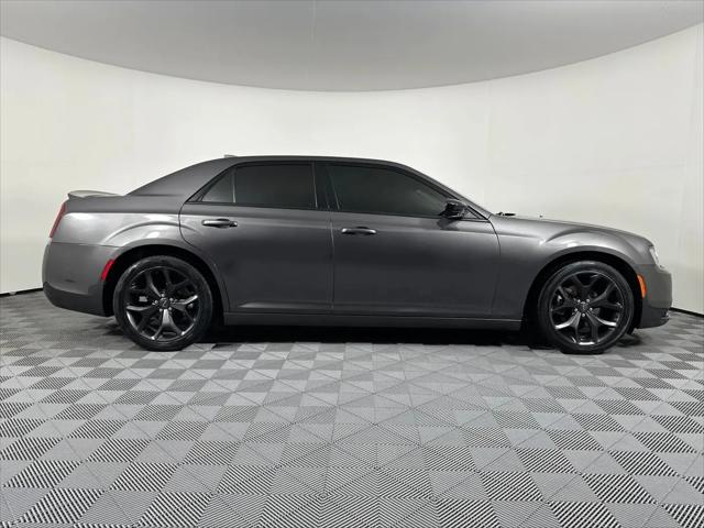 2021 Chrysler 300 Touring