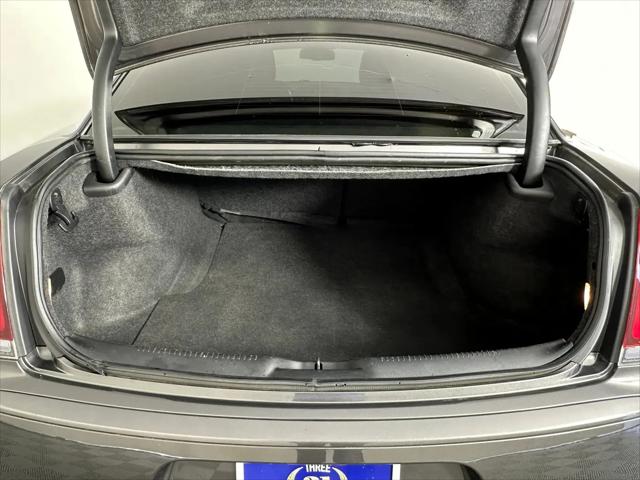 2021 Chrysler 300 Touring