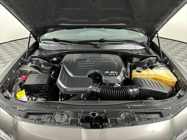 2021 Chrysler 300 Touring