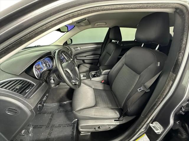 2021 Chrysler 300 Touring