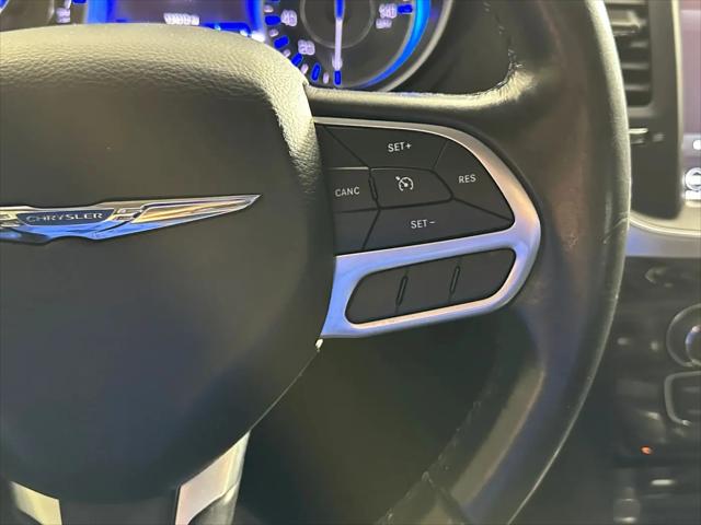 2021 Chrysler 300 Touring