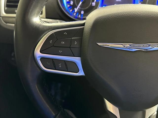 2021 Chrysler 300 Touring