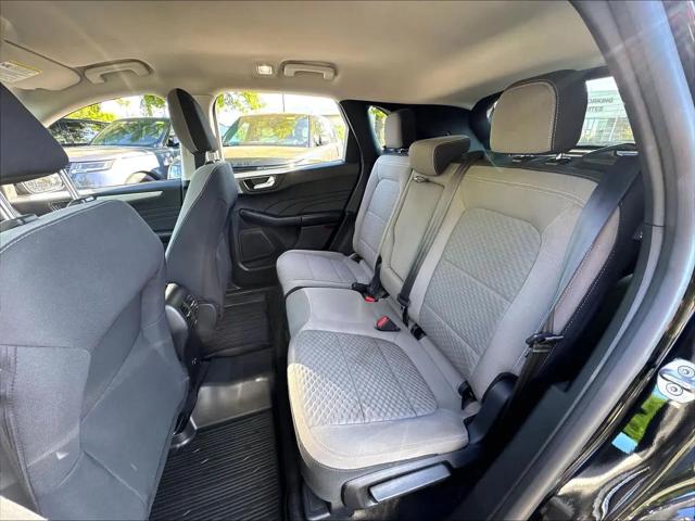2021 Ford Escape SE Hybrid