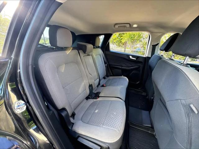 2021 Ford Escape SE Hybrid