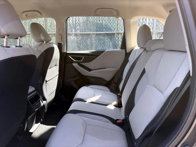2023 Subaru Forester Base