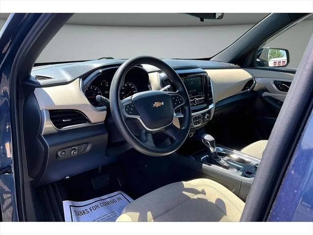 2022 Chevrolet Traverse AWD LS