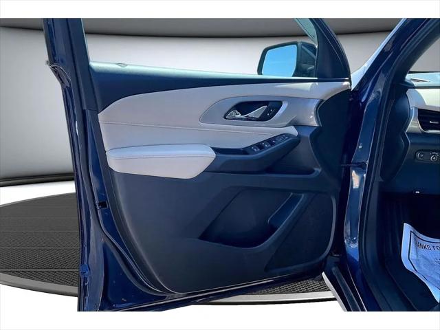 2022 Chevrolet Traverse AWD LS