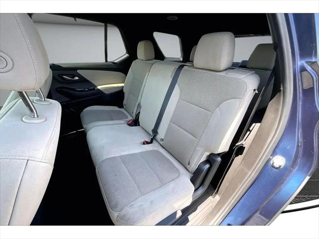 2022 Chevrolet Traverse AWD LS