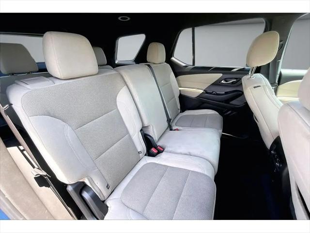 2022 Chevrolet Traverse AWD LS