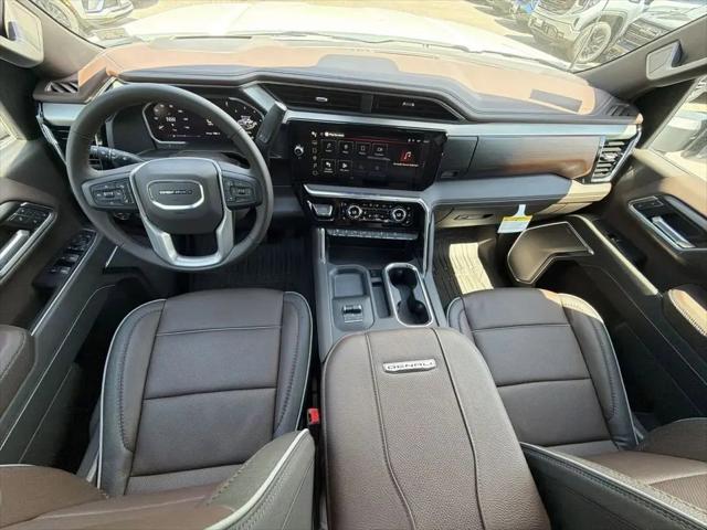 2026 GMC Sierra 2500HD Crew Cab, Standard Bed, Denali, 4WD
