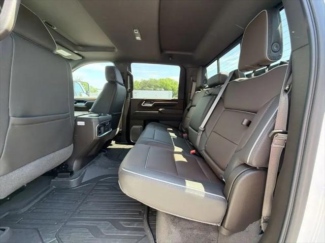 2026 GMC Sierra 2500HD Crew Cab, Standard Bed, Denali, 4WD