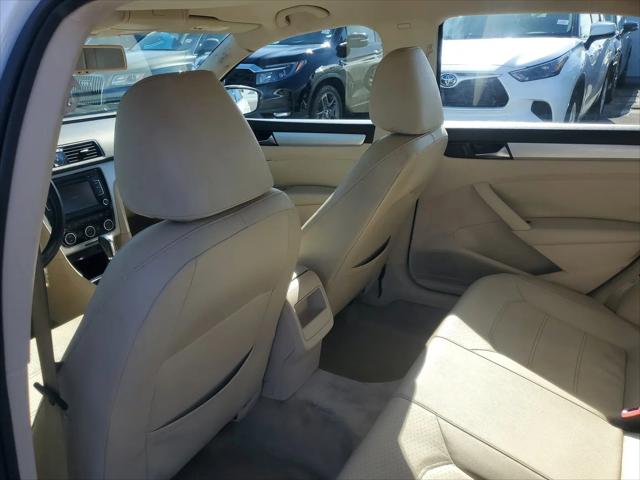 2012 Volkswagen Passat 2.5L SE