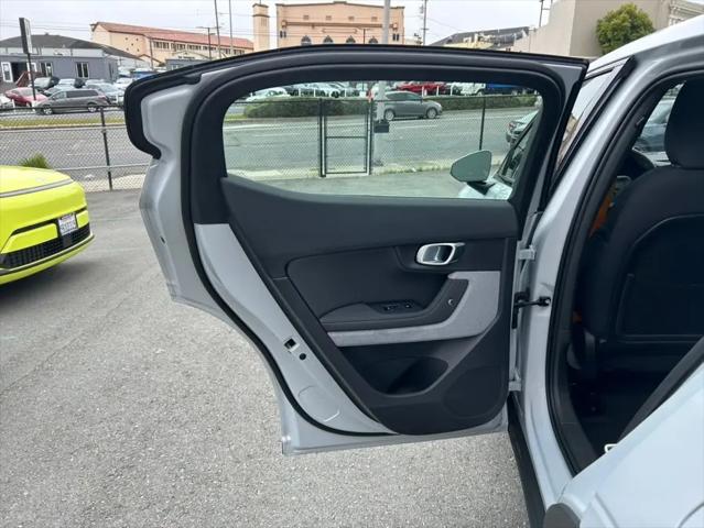 2023 Polestar 2 Long Range Dual Motor Performance