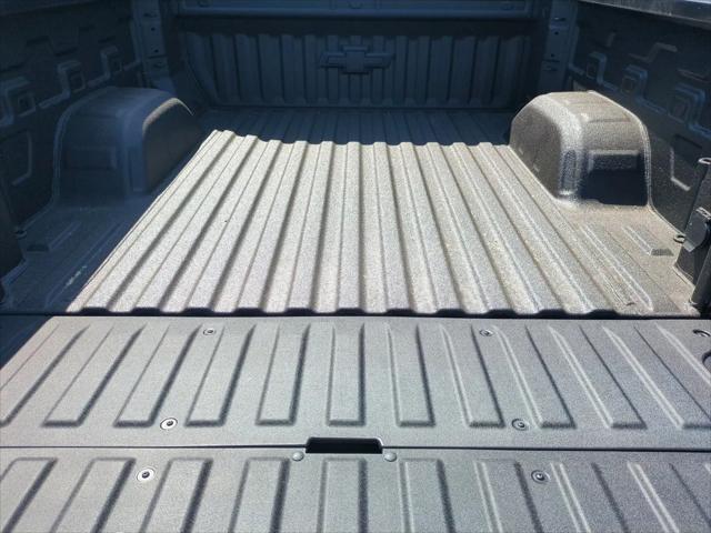 2026 Chevrolet Silverado 1500 4WD Crew Cab Short Bed ZR2