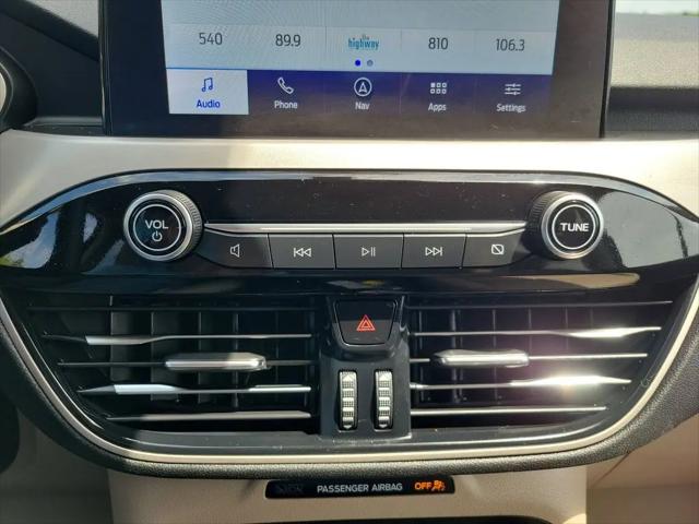 2020 Ford Escape SE