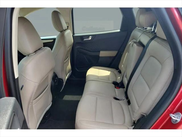 2020 Ford Escape SE