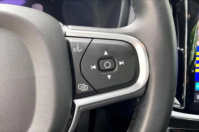 2024 Volvo S60 B5 Core Dark Theme