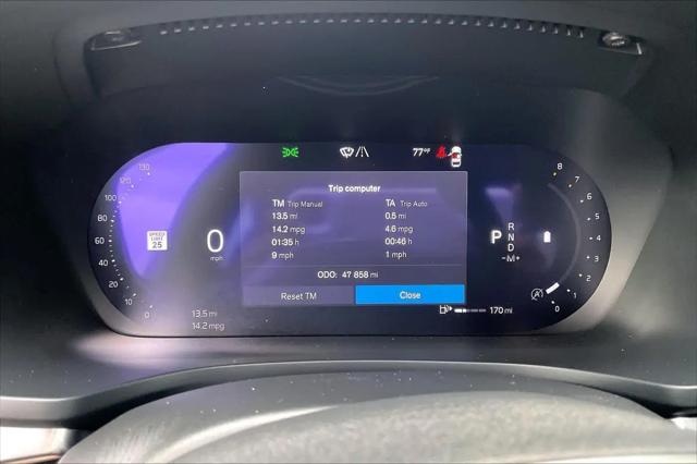 2024 Volvo S60 B5 Core Dark Theme