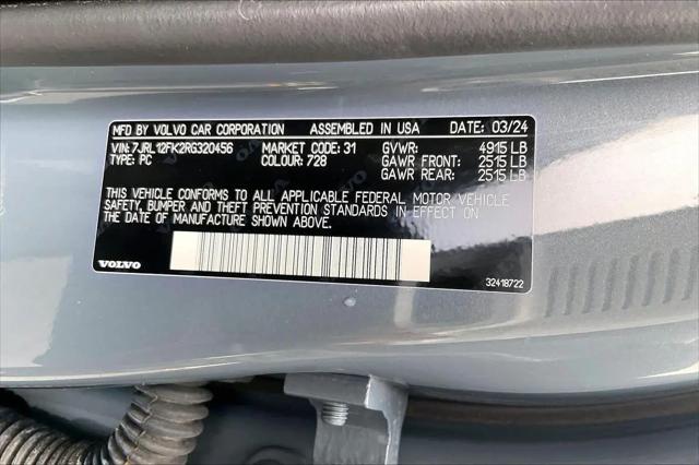 2024 Volvo S60 B5 Core Dark Theme
