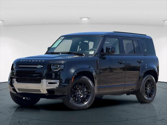 2023 Land Rover Defender 110 SE