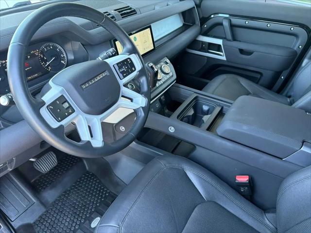 2023 Land Rover Defender 110 SE