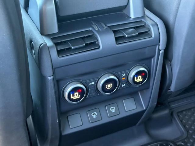2023 Land Rover Defender 110 SE