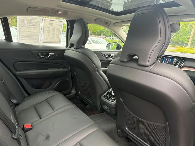 2023 Volvo S60 B5 Ultimate Bright Theme