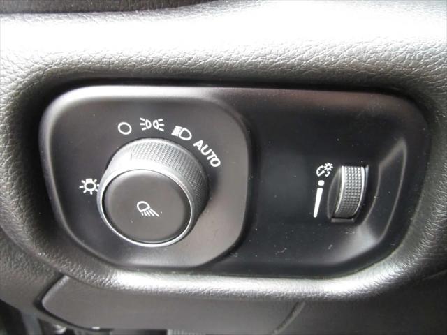 2022 Ram 2500 Tradesman Crew Cab 4x4 6'4" Box