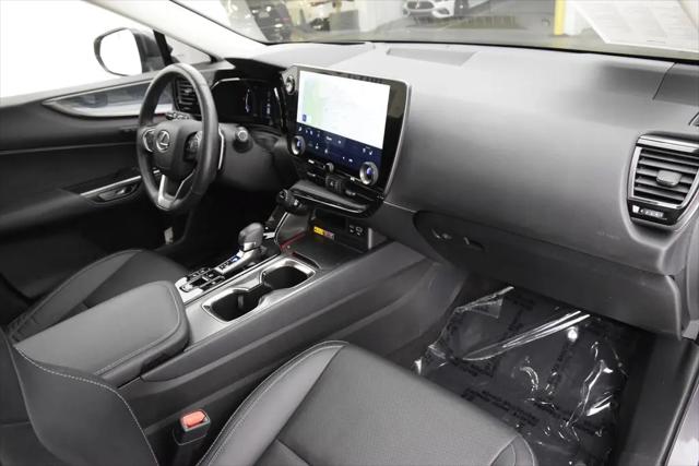 2025 Lexus NX 350h Premium