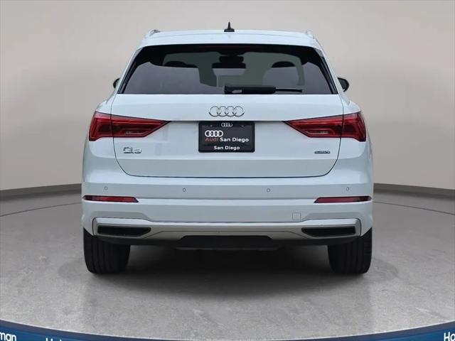 2021 Audi Q3 Premium Plus 40 TFSI quattro Tiptronic